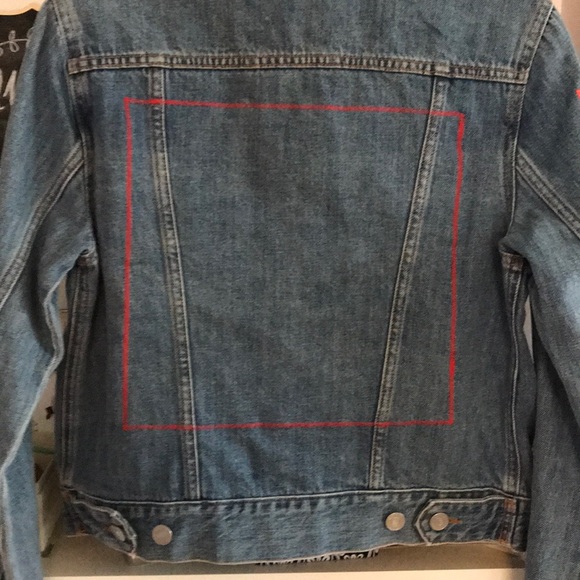 ⭐️HOST PICK⭐️ MARC BY MARC JACOBS Icon Printed Denim Jacket - Picture 12 of 13